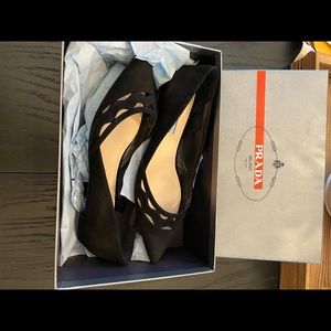 Prada flats new sz 39.5